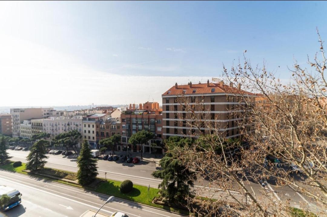 Apartament Glorieta Puerta De Toledo Madrid Exterior foto